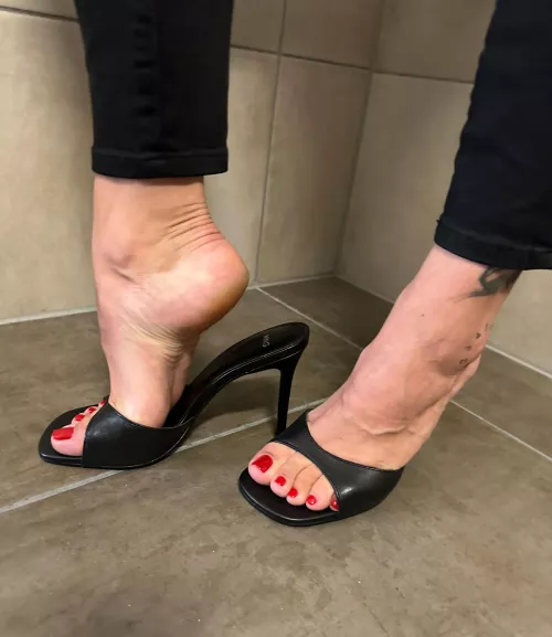 The perfect combination of style and confidence, these heels make me feel like a million bucks!