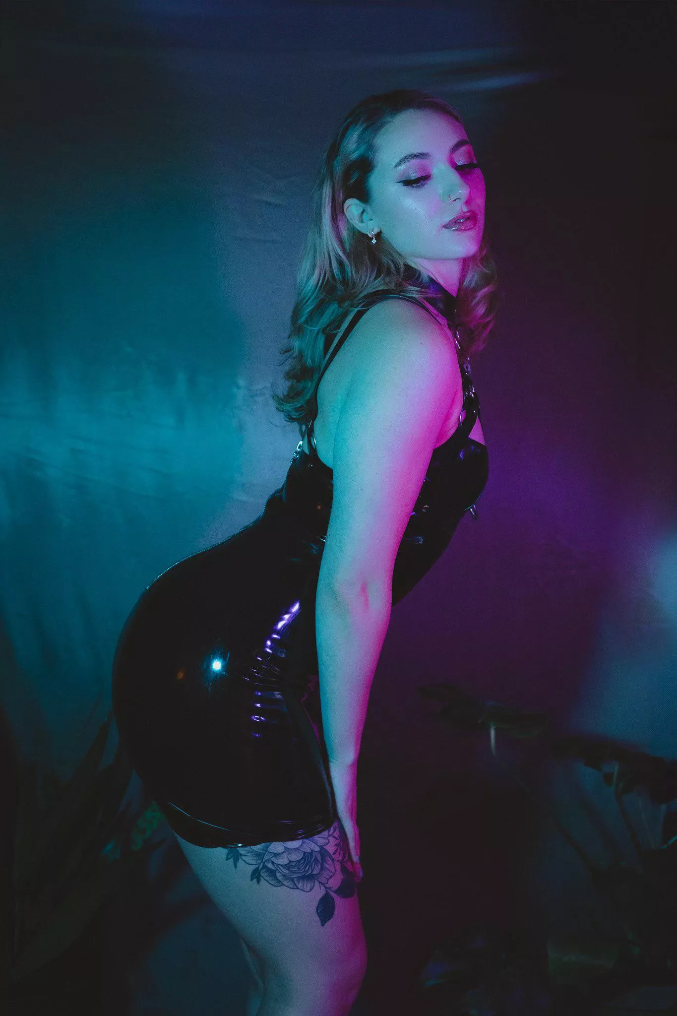 What would you do if you saw Me at the bar in latex? What if we made eye contact?