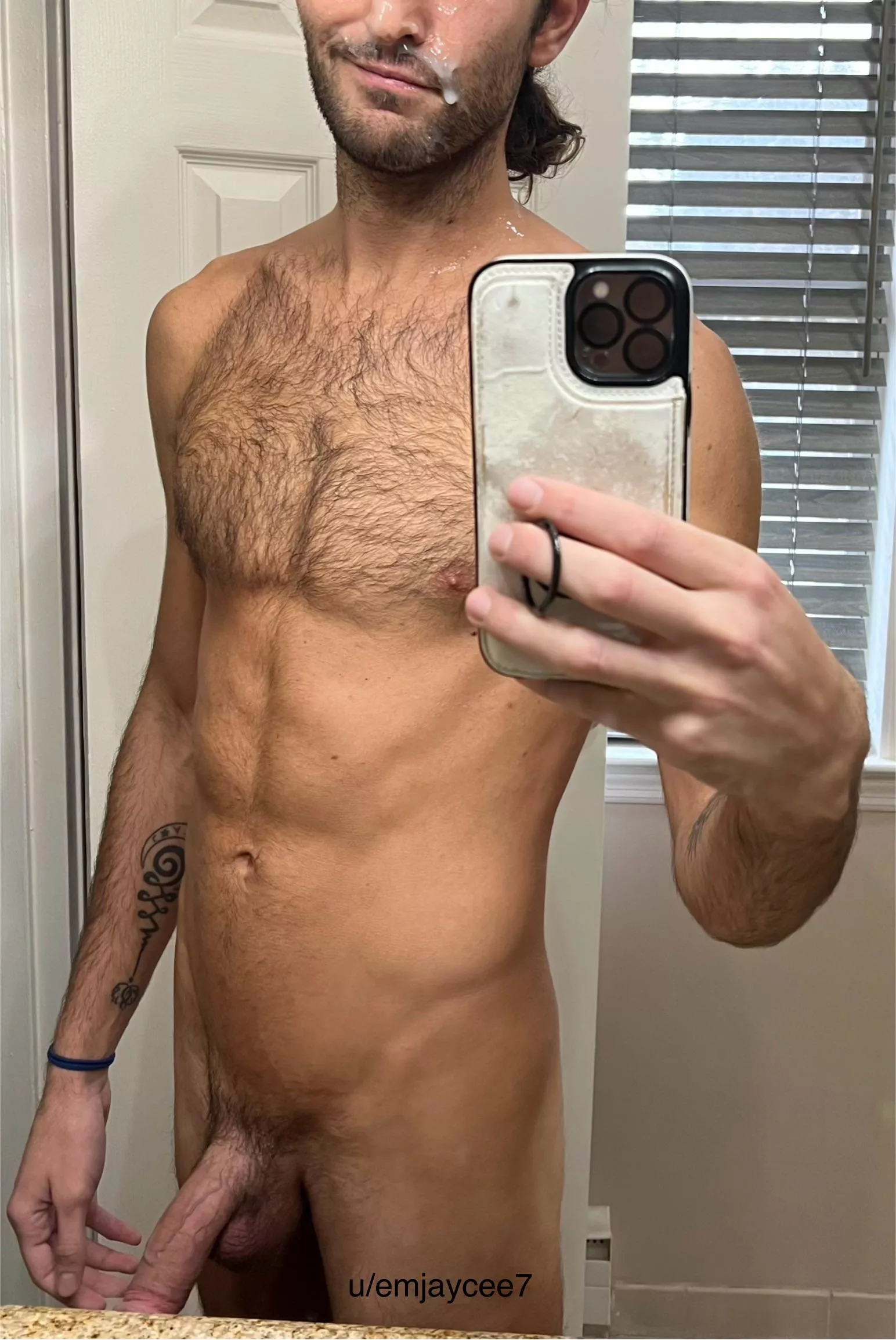 What’s the first thing that caught your eye? 🫦