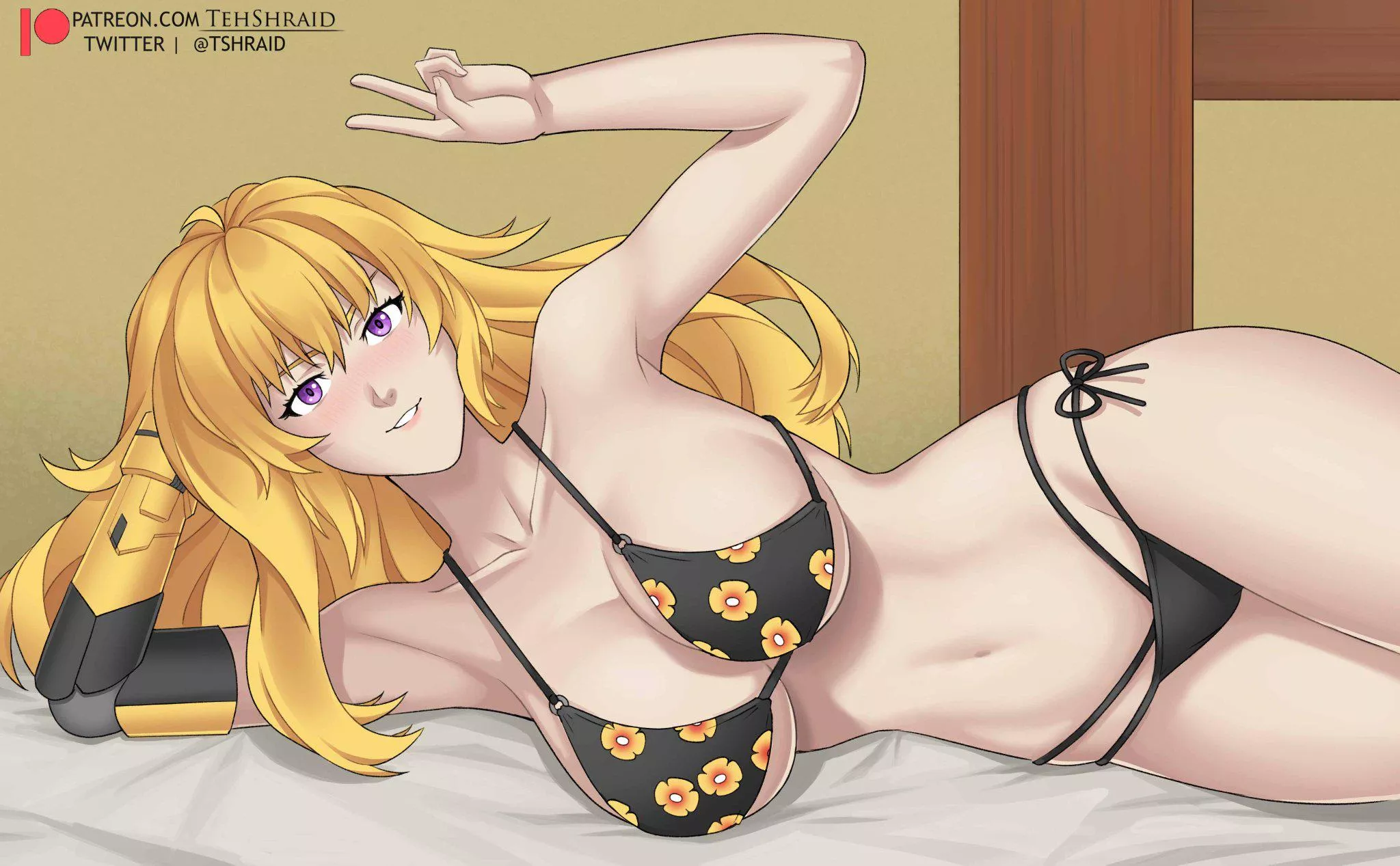 Yang posing in her bikini (@TShraid)