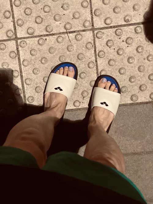 Yesterday night felt cute walking down the street.