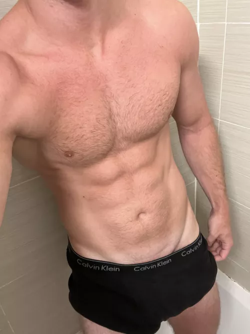 24 fit top. Femboys/trans & smooth bottoms hmu @blakee_hollandd