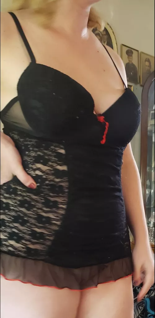 39f 40m for some paying with another couple no single males