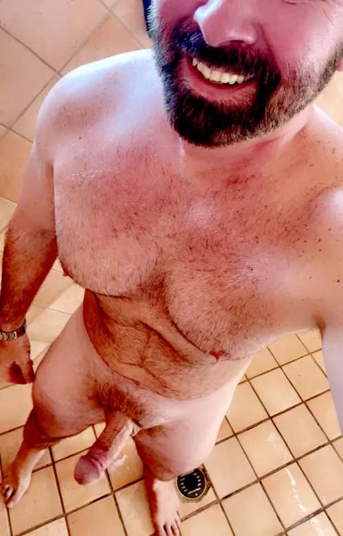 Beard ✅ Boner ✅ All I’m missing is you…