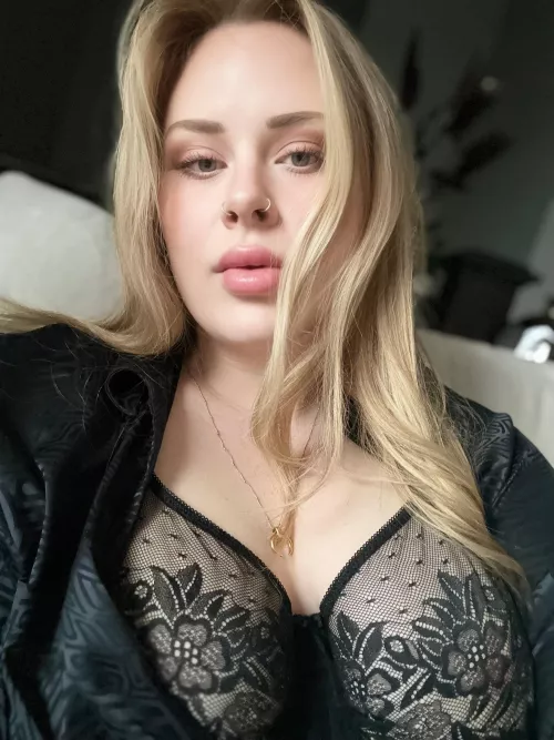 Do blondes give you tingles xxx