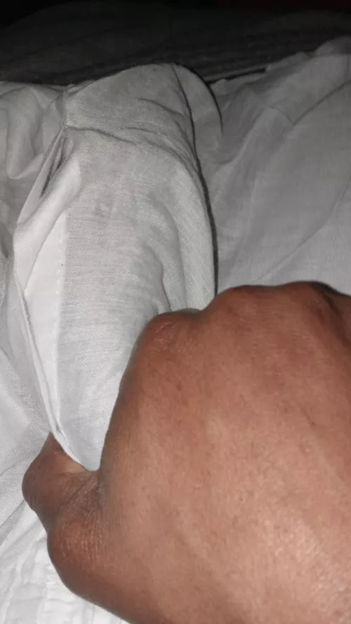 Does my bulge  turn you on?