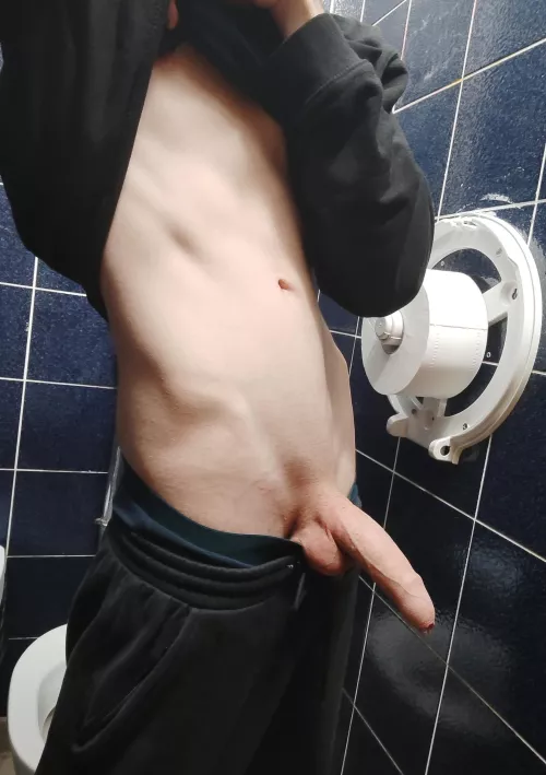 Dreamt about fucking a guy's throat last night :)