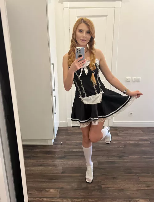 [F] I will be the best German governess for you