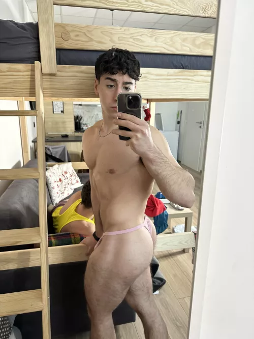 First 3 words that comes to your mind? ⤵️