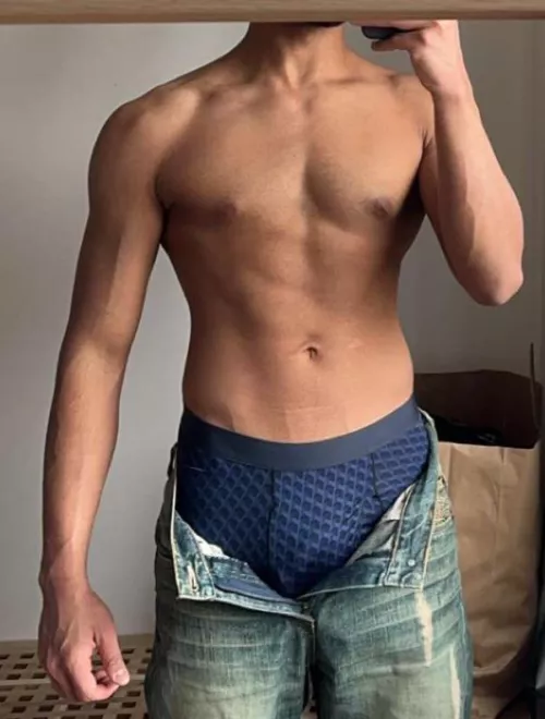 Fit and hung add with face. Jamesthrow24