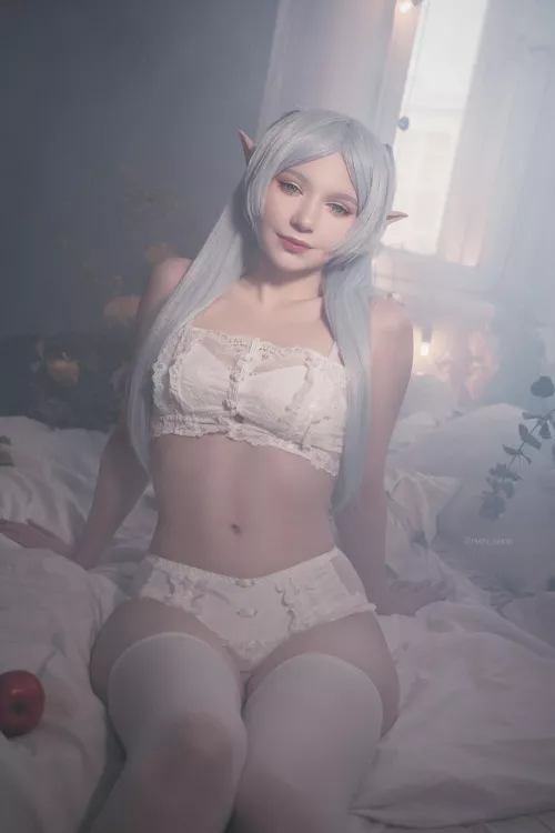 Frieren from [Sousou no Frieren] by (michi_kyunn)