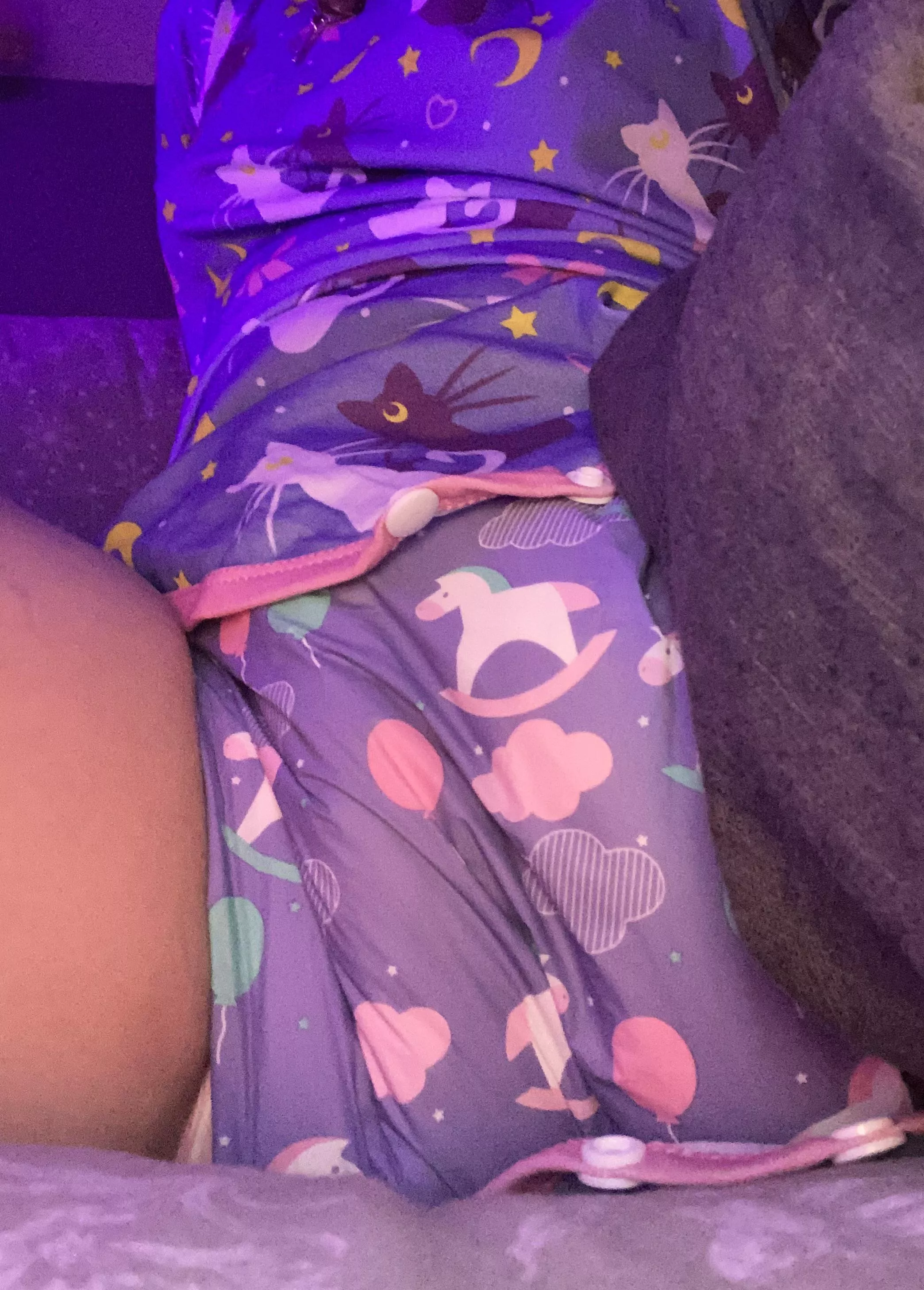 got new onesies! i think they go good with my diapers hehe :3 just have to fill it up now! 