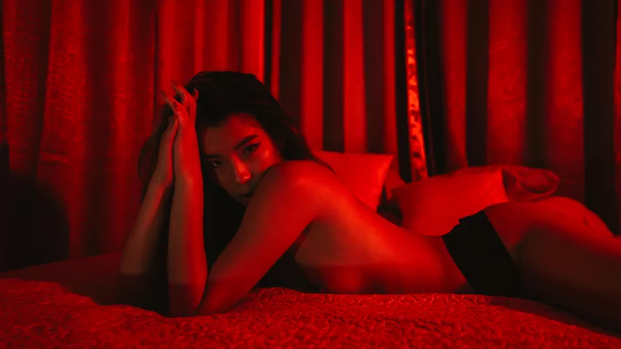 I can turn your room into a sauna with my body heat