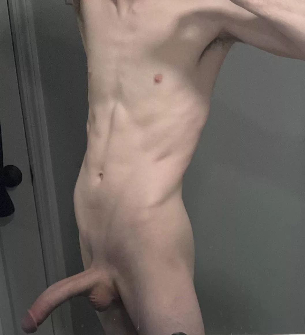 I heard the curve helps with deep throating 👅