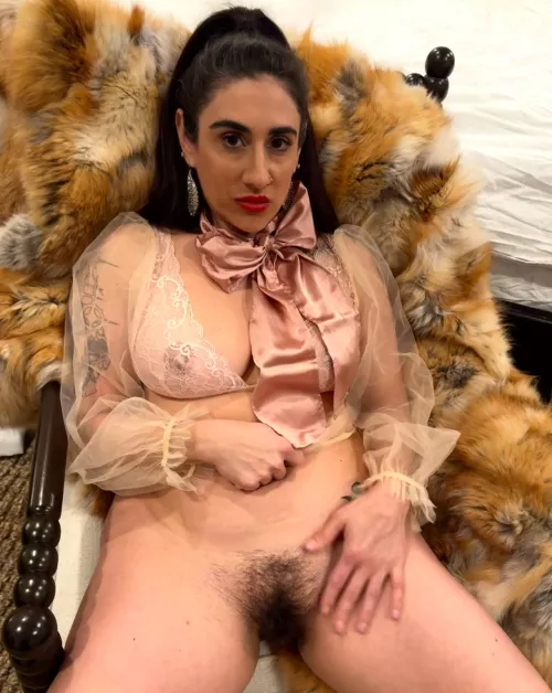 I keep a Big Full Bush because I secretly want to be like a Pretty 1980s Centerfold.