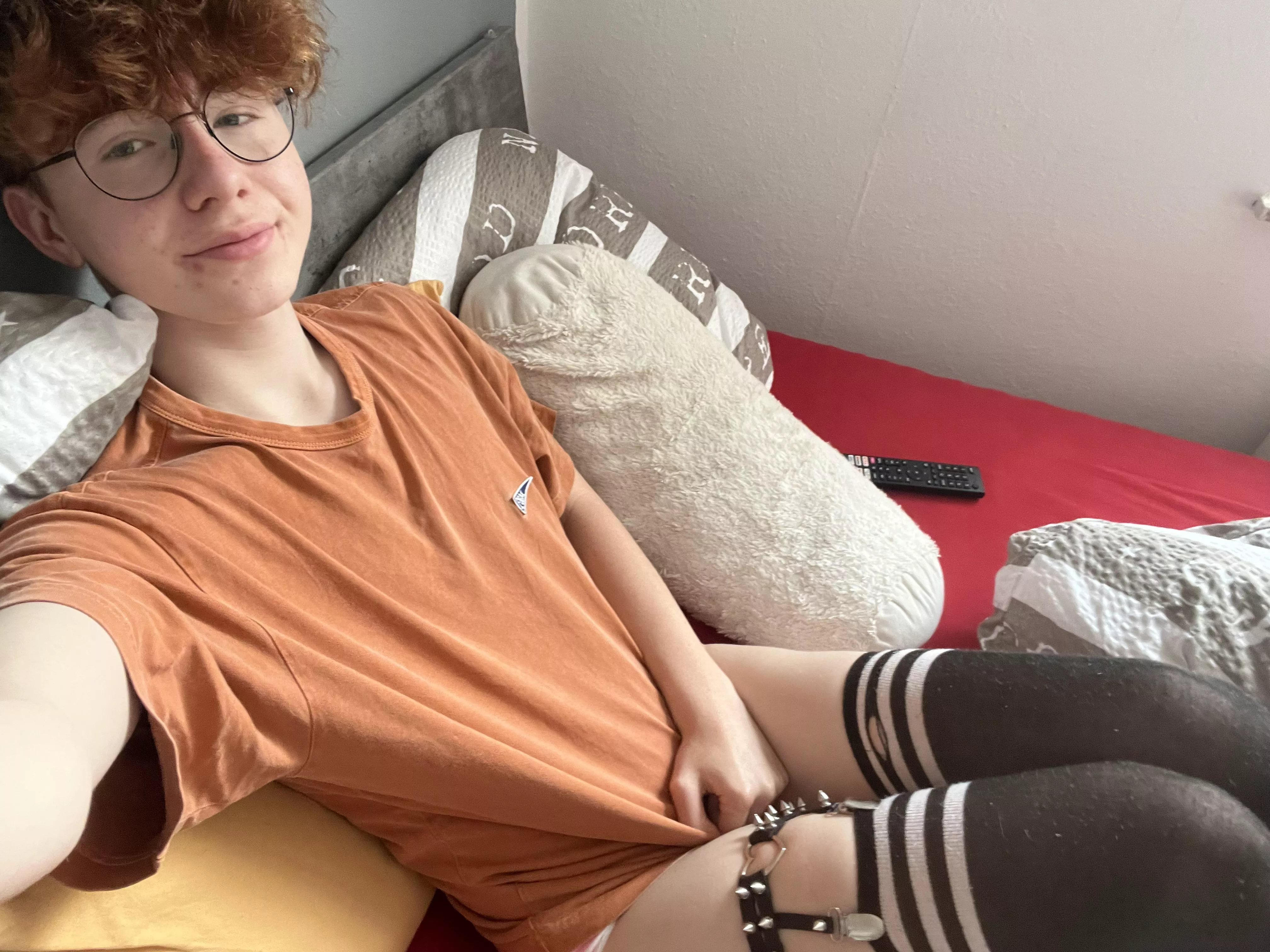 I love stay in bed on sundays :)