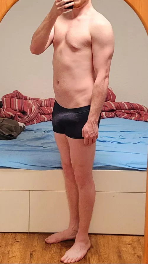 If you want to see me without my boxers, than soot me a dm! 