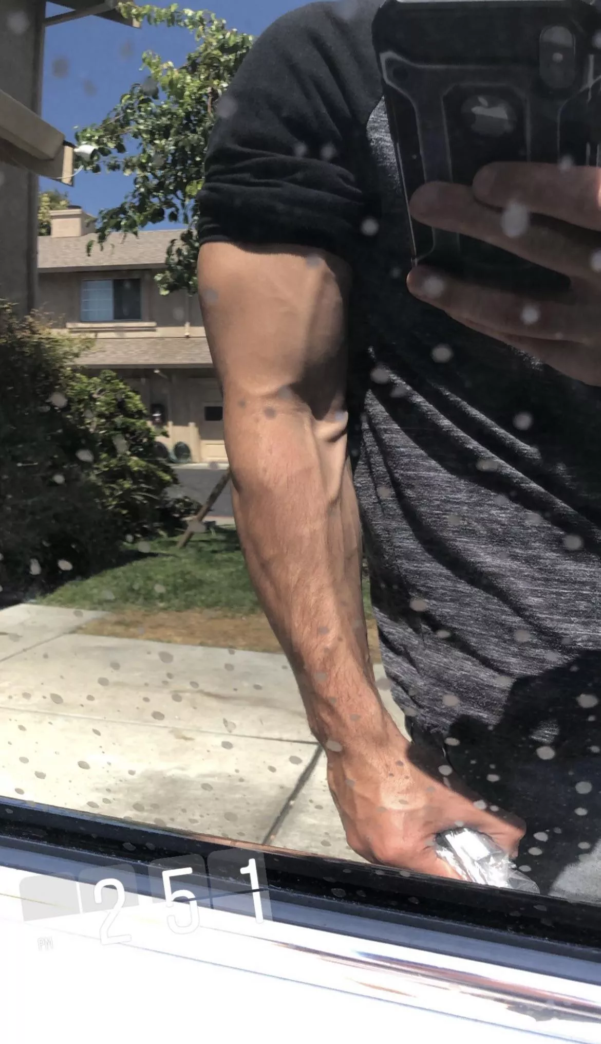 Ignore the dirty mirror, I wanna do dirty things to a cutie using my ripped arms ;)