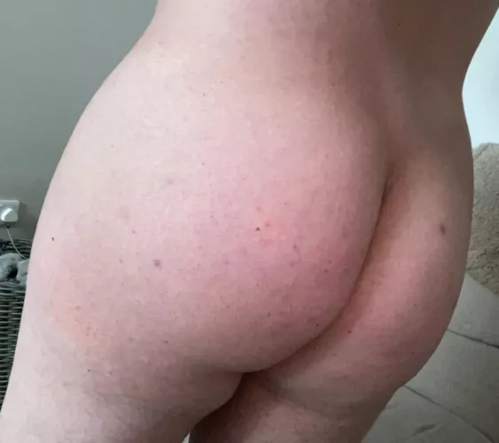 I’m so horny where are all the cocks at😋