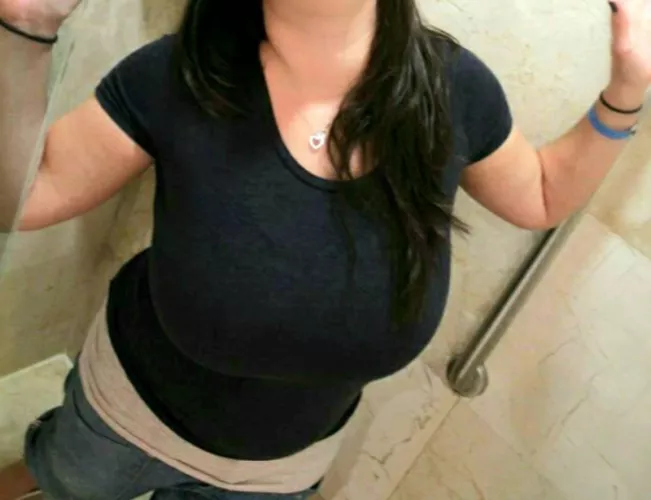 Just some big ass tits 