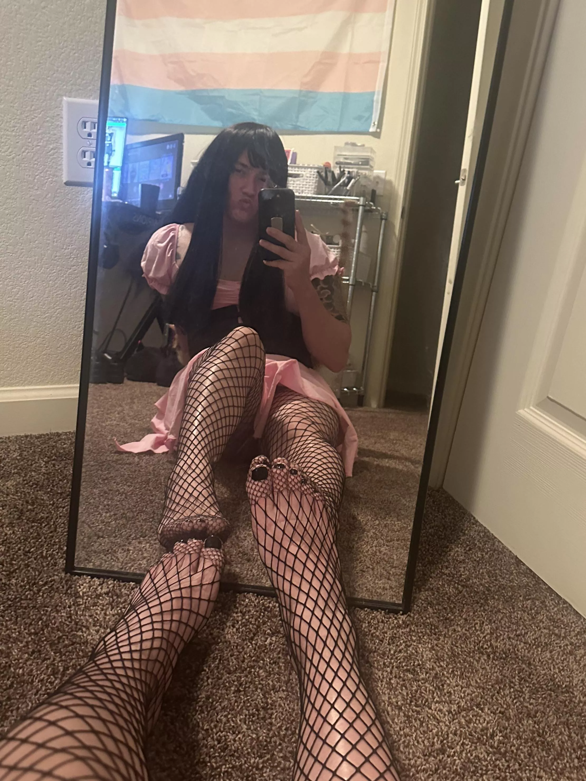 Kiss them and I’ll moan 🥺