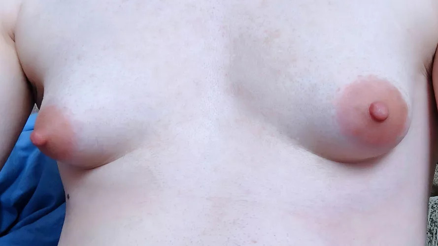 Love my small hanging udders🥰