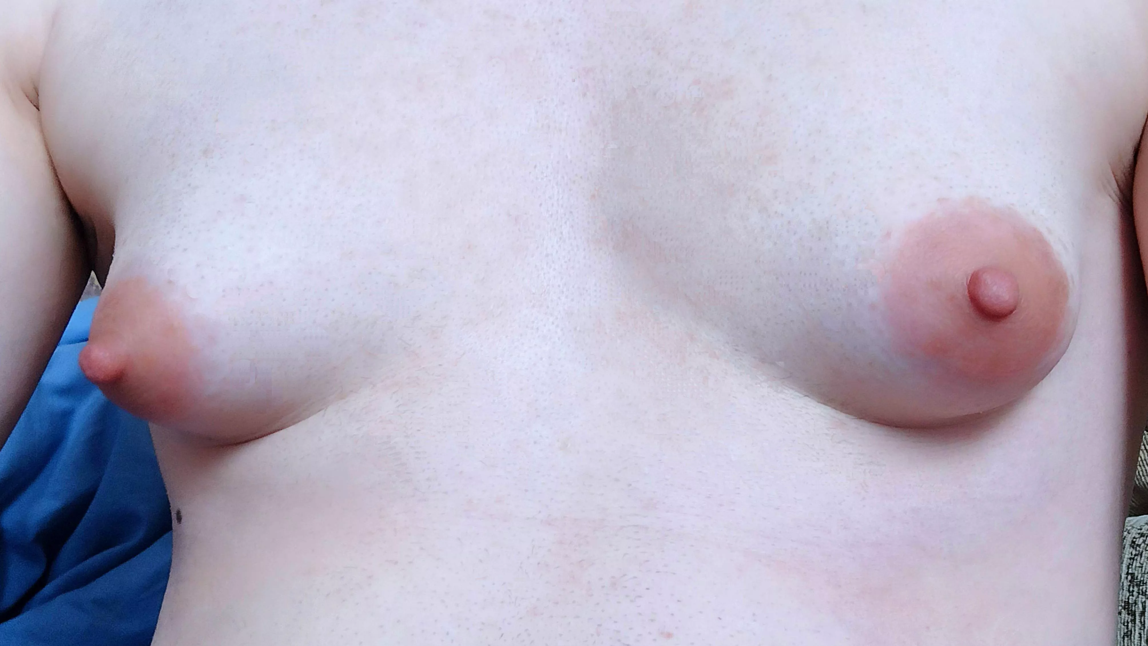 Love my small hanging udders🥰