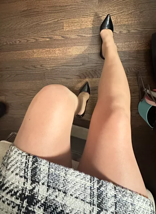 Nude pantyhose and heels 