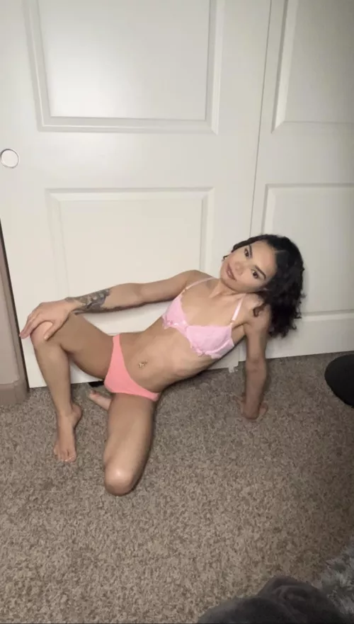 Petite and thin means it's tight underneath