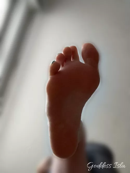 POV: I’m about to step on your face.