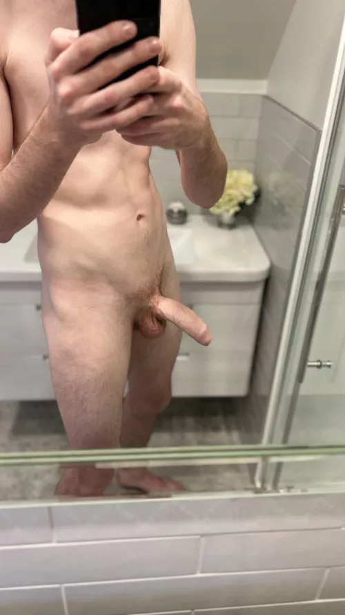 Pretty standard photo. Maybe deserves a standard rating?