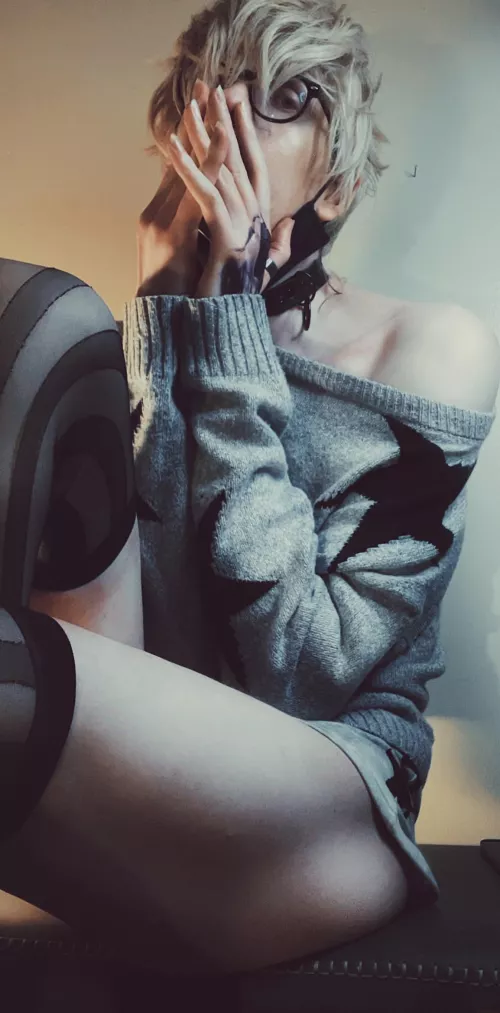 Very slow face reveal :p