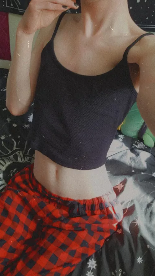 Watching the fallout series rn, who's joining?