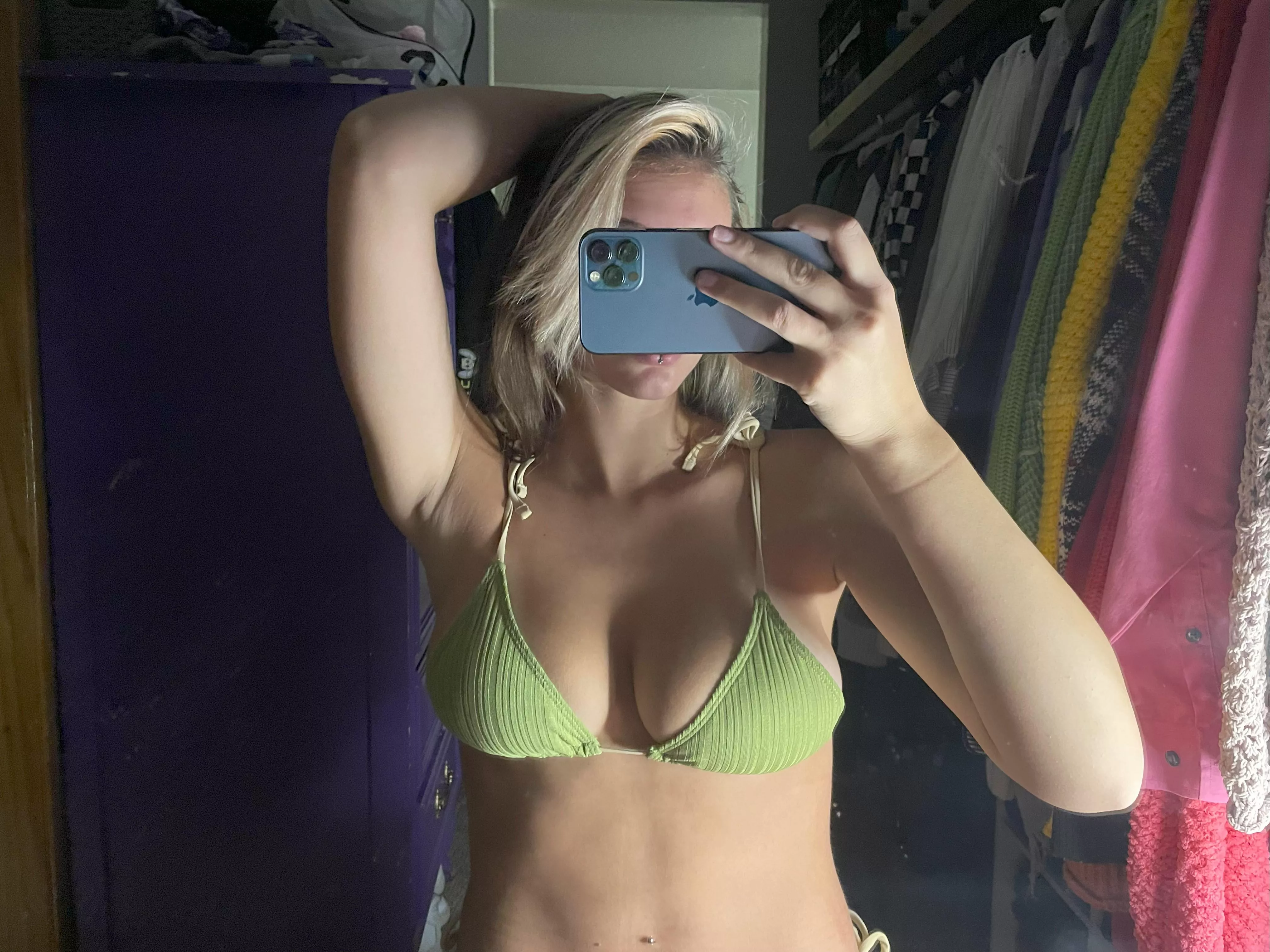 Would you fuck this slim thick body if i let you? x