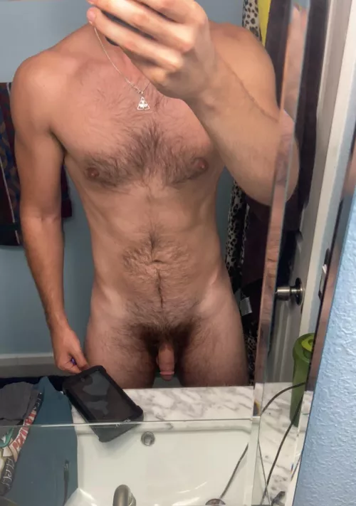 24 m usa. 6’2 jock. Make fun of my little cock if ur bigger. Sc: george_batch99
