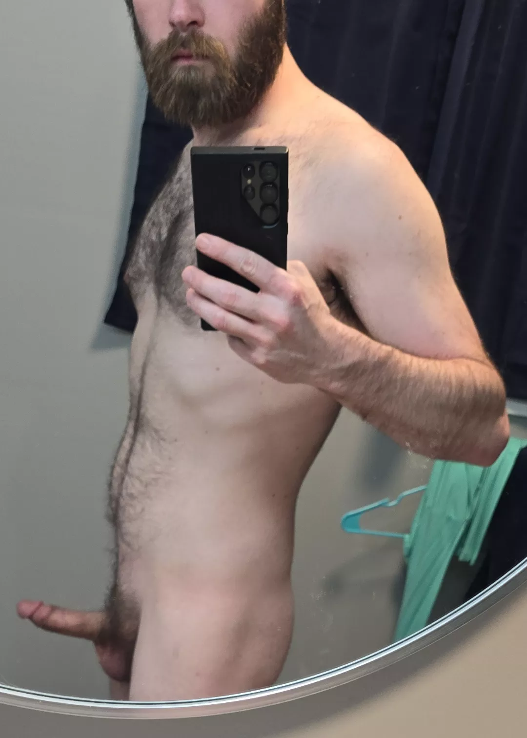 28 M, hope everyone has a beautiful day.