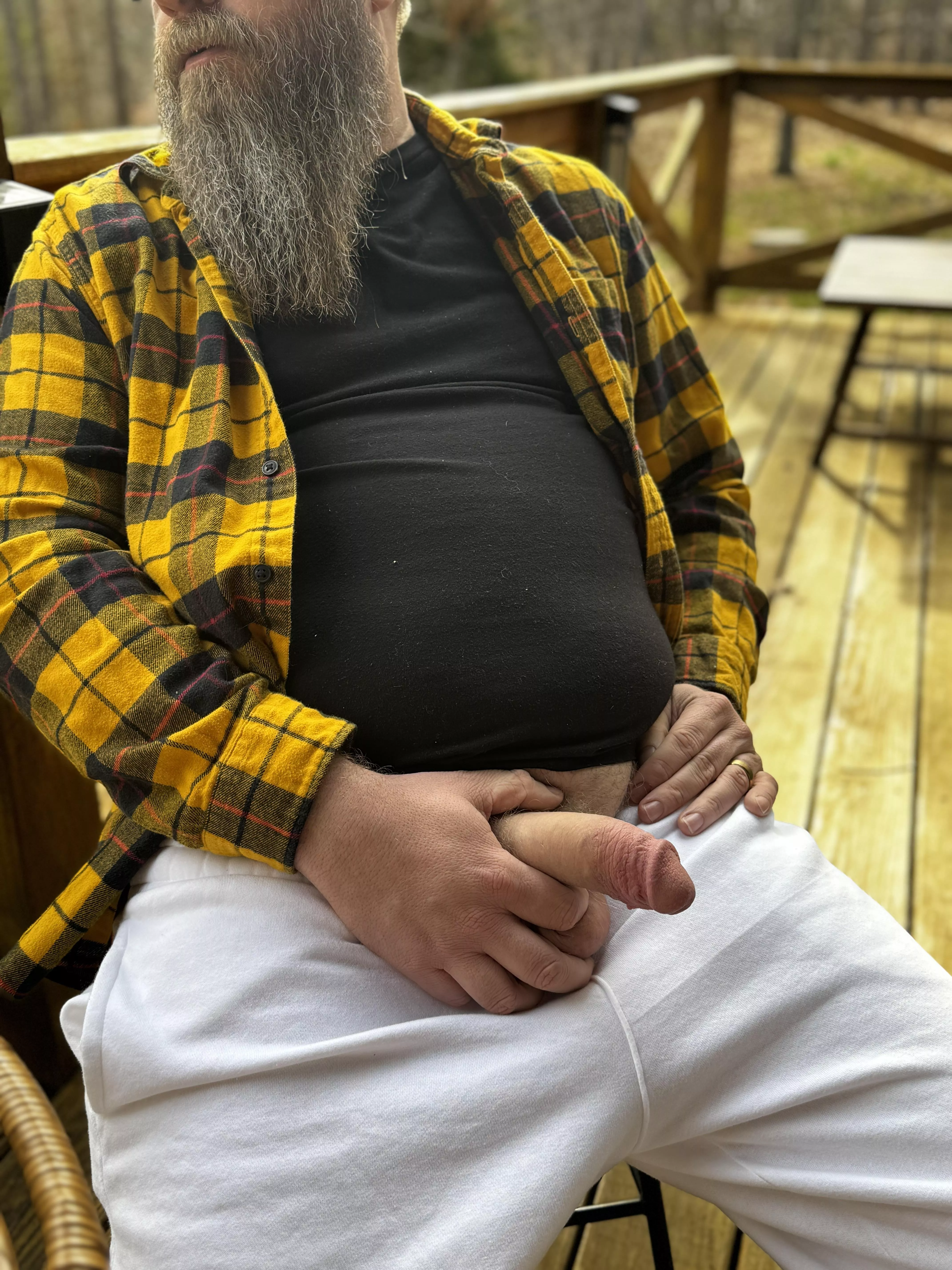 45 Daddy needs a fit/skinny bottom @throwingmeaway