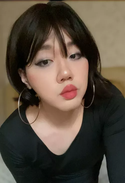 A quick selfie :3 I’m shy