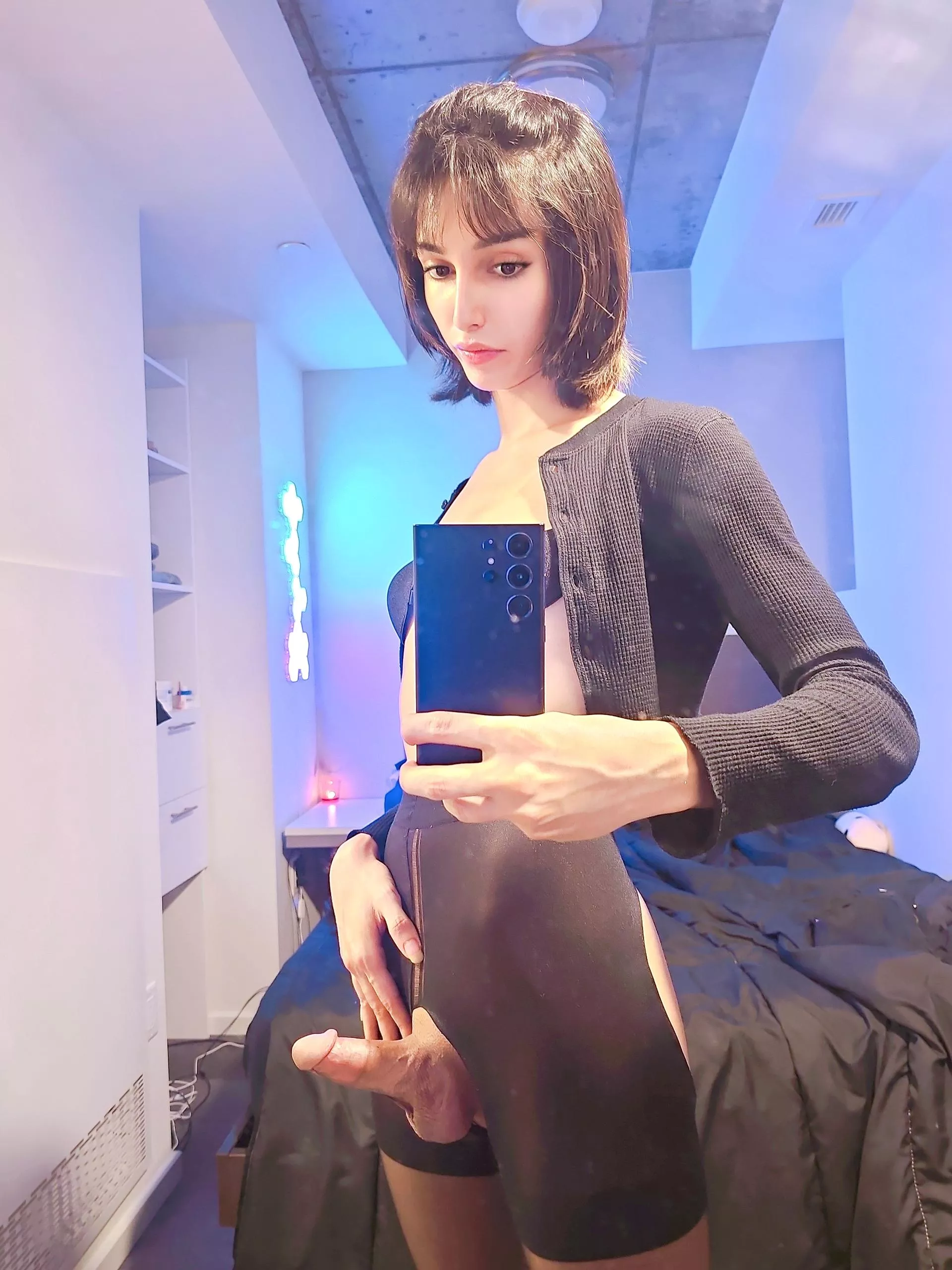 Be honest...am I your type? ☺️🩷