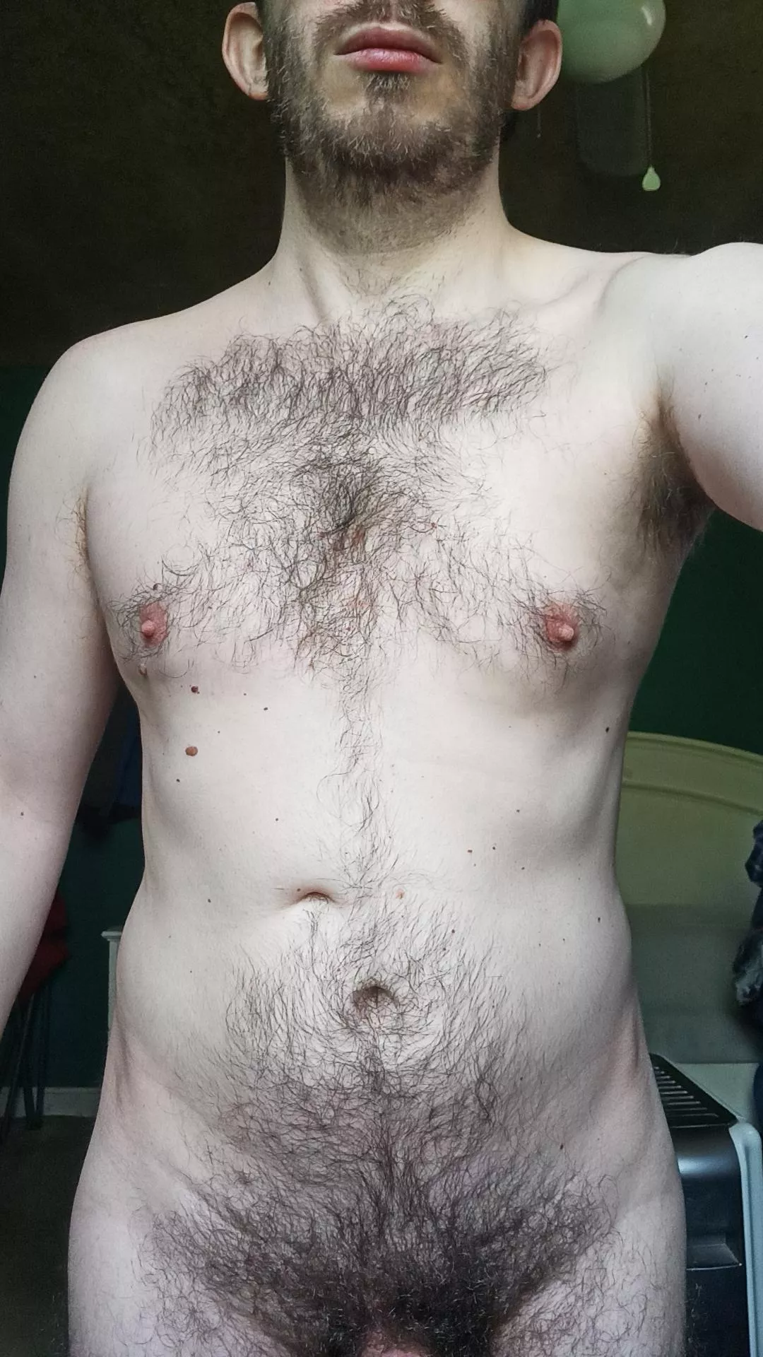 Can I be your roommate Bro? 