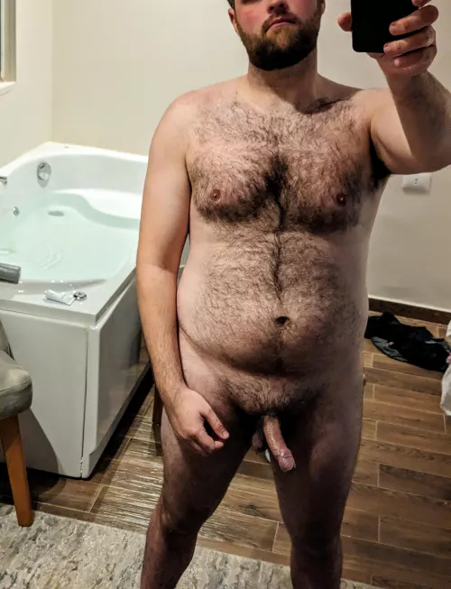 Can I get any volunteers to come join me in the tub? 🙋‍♂️🙋‍♀️