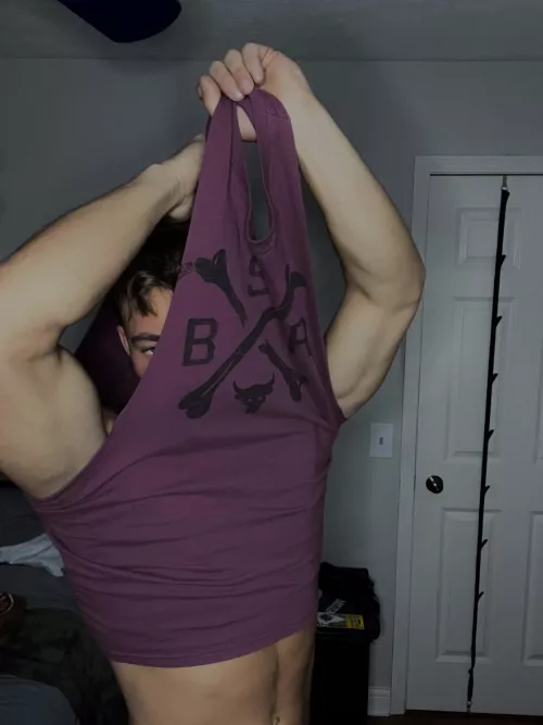 Come on in.. I won't bite you too hard 😏