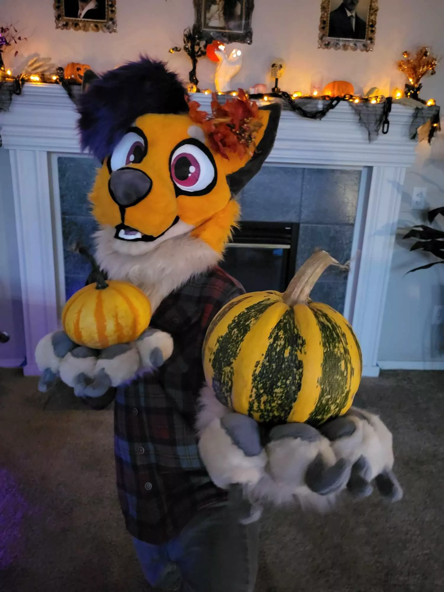 Daily fursuit posting again 
