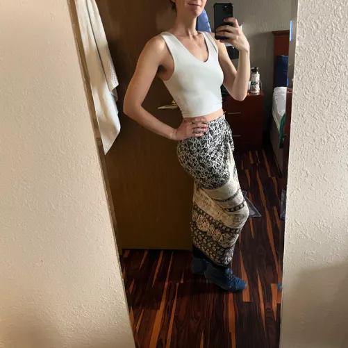 Finally past being self conscious of my armpits 💪