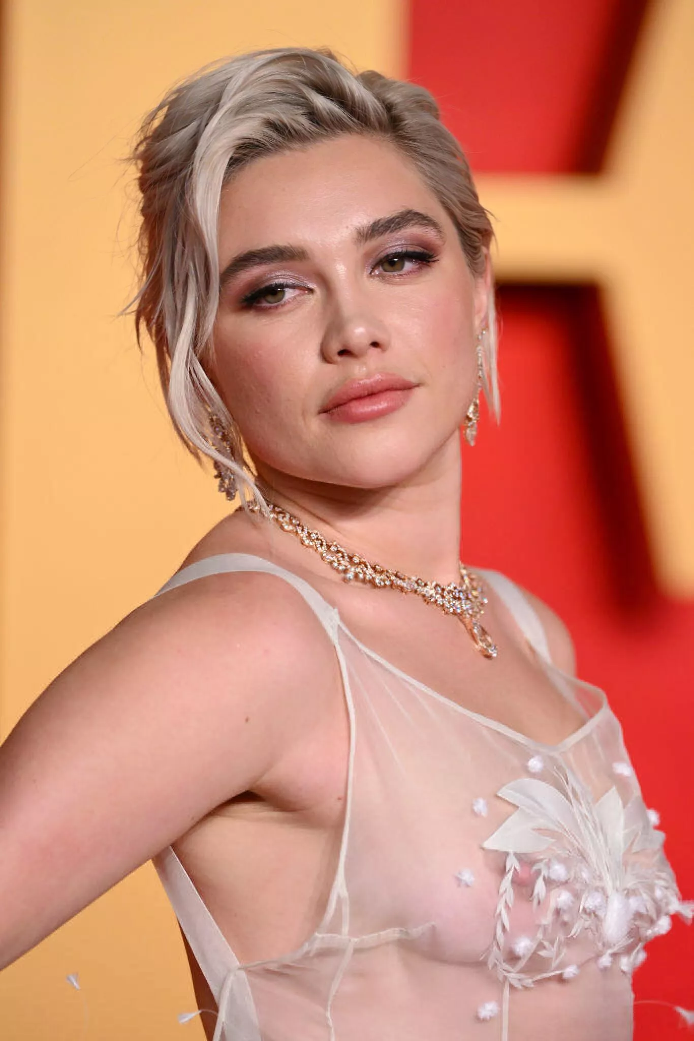 Florence Pugh see-through 