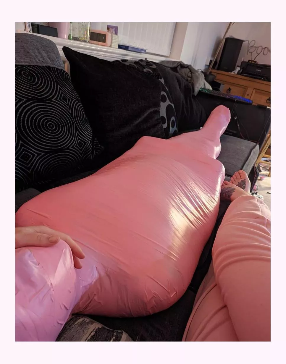 Getting wrapped in pigk is cool right?