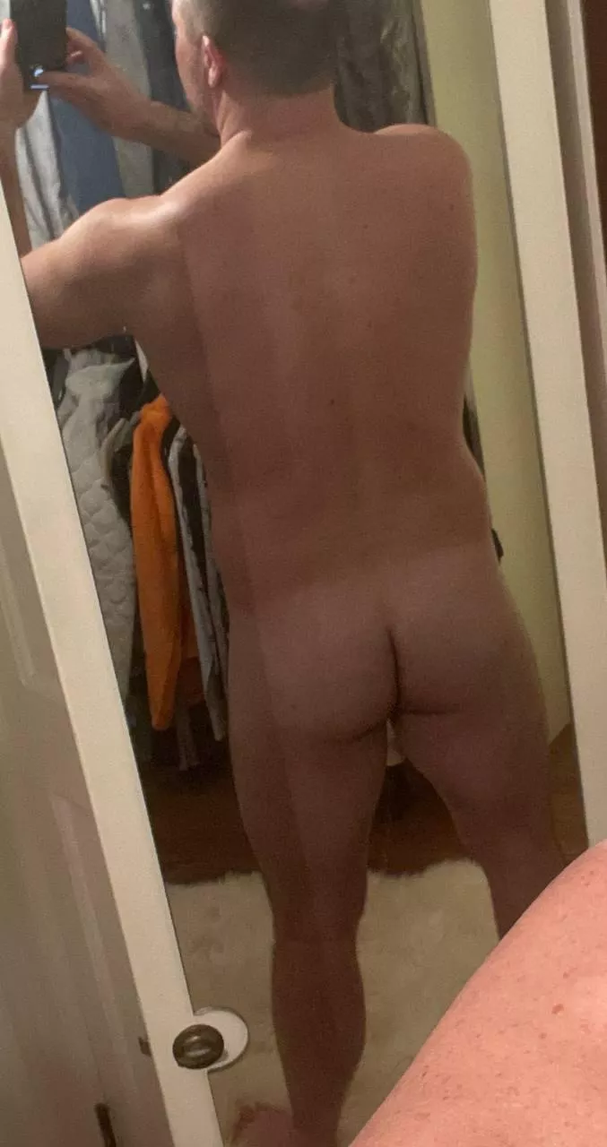 Hairy dad ass