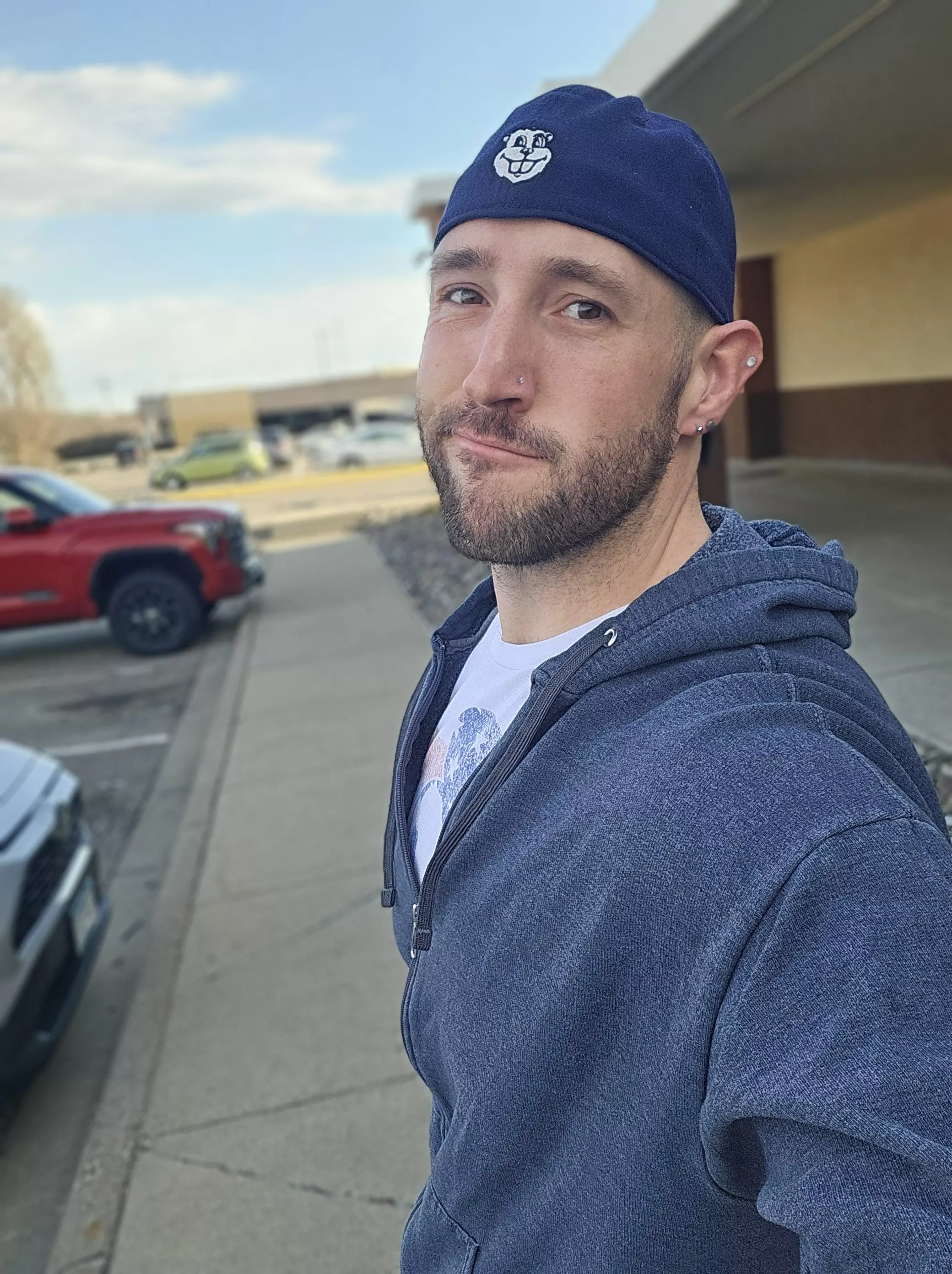 Hey.
Let this be your reminder, no matter how low,  tired, stressed or broken you might be feeling right now.
You matter.
You're worthy.
You're beautiful.
You're loved.
You're strong.
Youre deserving.
It's okay not to be okay. Life is pk Hey.
Let this be your reminder, no matter how low,  tired, stressed or broken you might be feeling right now.
You matter.
You're worthy.
You're beautiful.
You're loved.
You're strong.
Youre deserving.
It's okay not to be okay. Life is pk