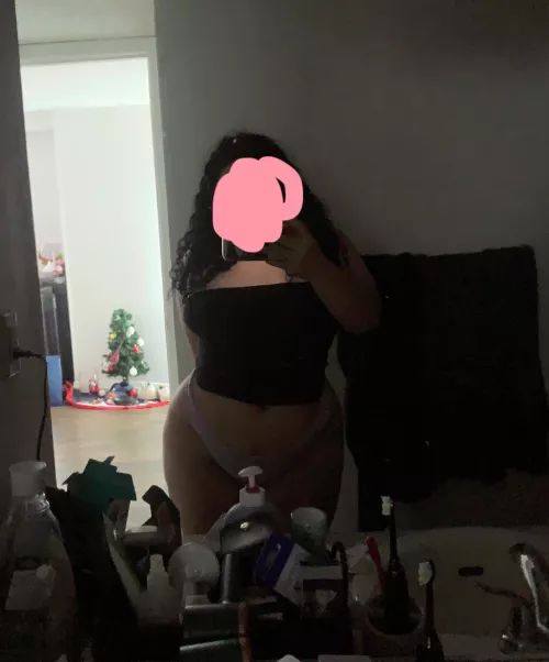 horny latina please me