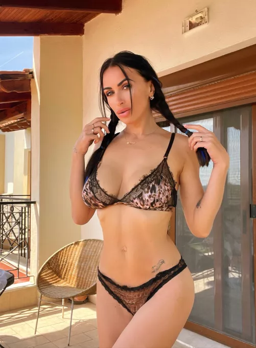 I like to fuck while I'm tanning.